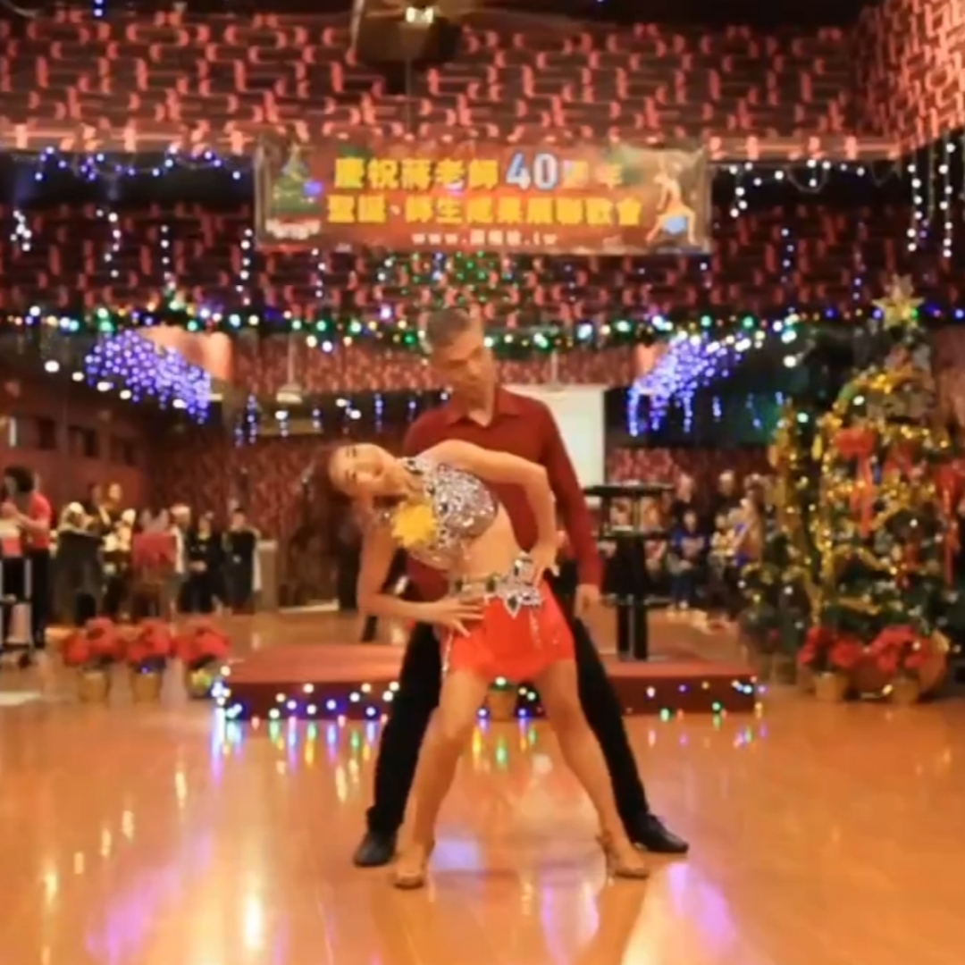 3-3 師生表演 夏奇拉JIVE秀蔣老師、超人